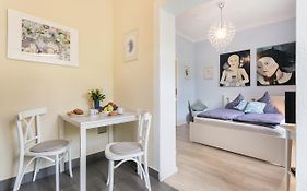Galeriewohnung In Der Neustadt